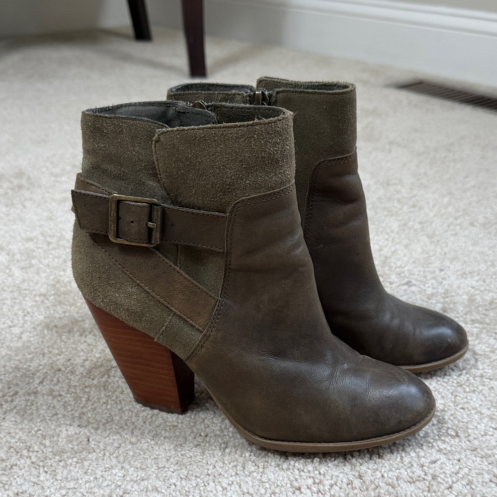 Stylish Distressed Olive Ankle Boots